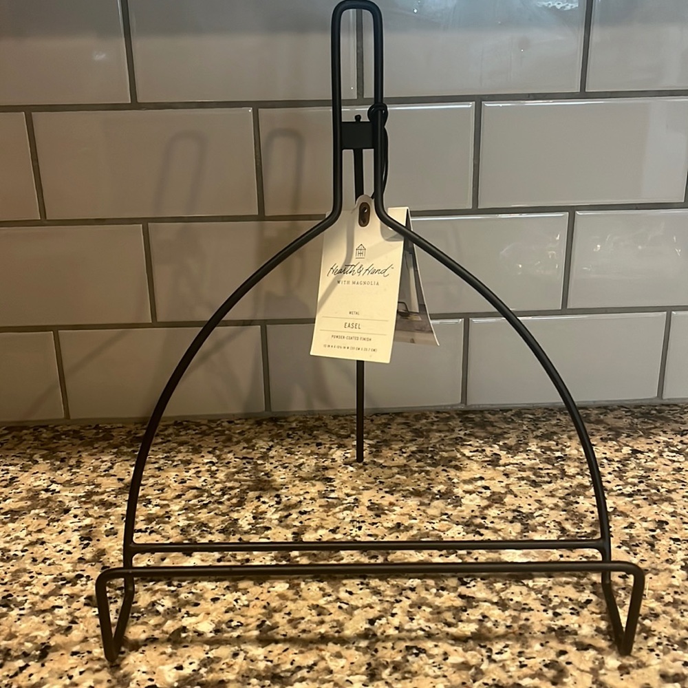 Hearth and Hand metal easel